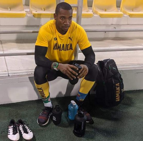 Jamaica player with ShakeSphere Bottles